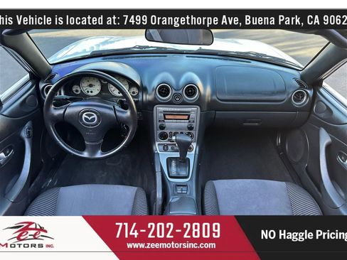 Used 2004 MAZDA MX-5 Miata Convertible 2D w/ Convenience Pkg image 16