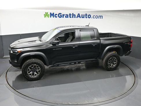 Used 2023 Chevrolet Colorado ZR2 w/ ZR2 Convenience Package III AWD/4WD image 23