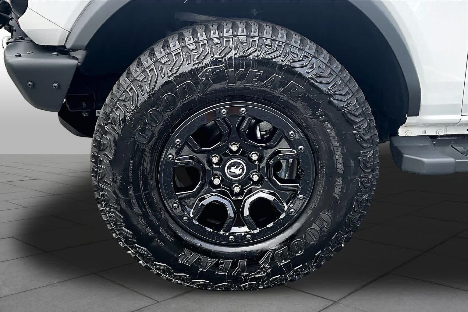 Used 2024 Ford Bronco Wildtrak AWD/4WD image 10