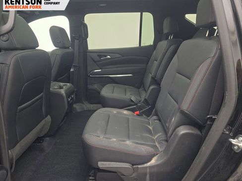 Used 2025 Chevrolet Traverse Z71 w/ LPO, Floor Liner Package AWD/4WD image 3