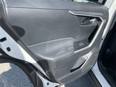 Used 2024 Toyota RAV4 LE image 19