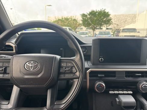 Used 2025 Toyota Tacoma SR image 10