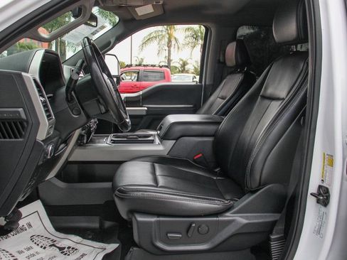 Used 2021 Ford F350 Lariat w/ Lariat Ultimate Package AWD/4WD image 21