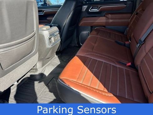 Used 2024 GMC Sierra 3500 Denali Ultimate image 9