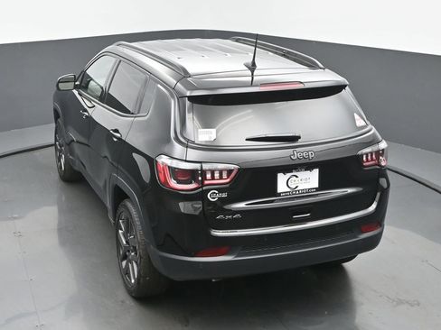 New 2026 Jeep Compass Limited image 41
