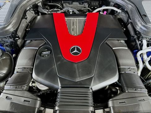 Used 2017 Mercedes-Benz GLC 43 AMG 4MATIC image 9