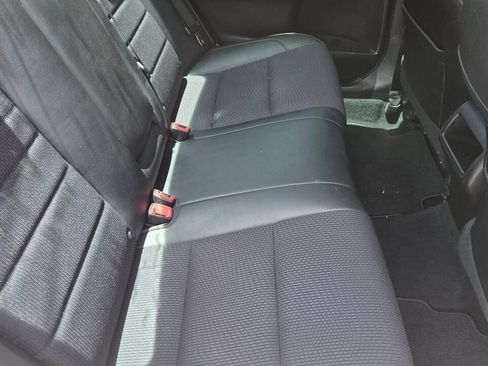 Used 2017 Toyota Camry SE FWD image 2