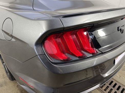 Used 2019 Ford Mustang Coupe w/ Black Accent Package RWD image 29