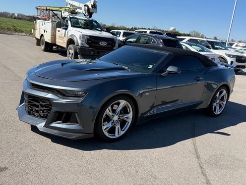 Used 2020 Chevrolet Camaro SS image 22