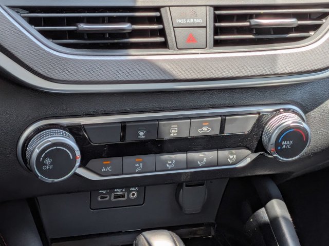 Used 2025 Nissan Altima 2.5 SR FWD image 18
