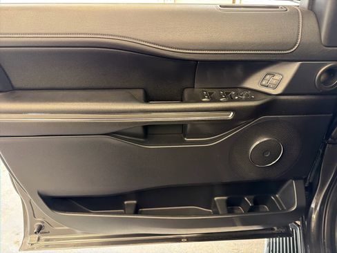 Used 2020 Ford Expedition XLT w/ Equipment Group 202A image 19