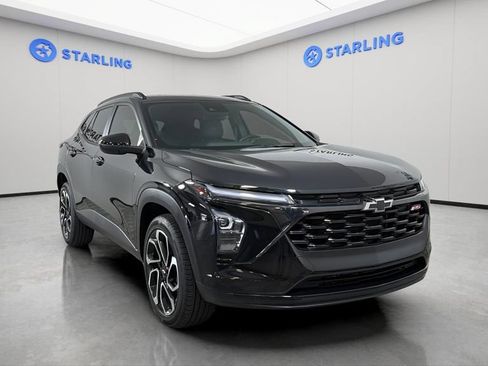 Certified 2024 Chevrolet Trax RS w/ Driver Confidence Package FWD image 14