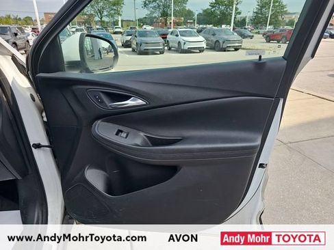 Used 2021 Buick Encore GX Preferred w/ Cold Weather Comfort Package FWD image 33