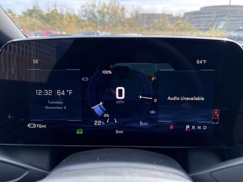 New 2026 Chevrolet Equinox EV LT image 17