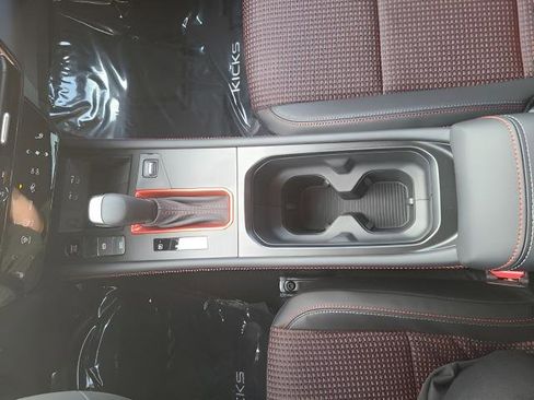 New 2026 Nissan Kicks SR w/ Cold Weather Package image 16