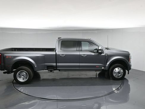 Certified 2023 Ford F450 Platinum w/ FX4 Off-Road Package AWD/4WD image 47