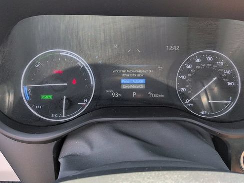 Certified 2023 Toyota Sienna Limited FWD image 22