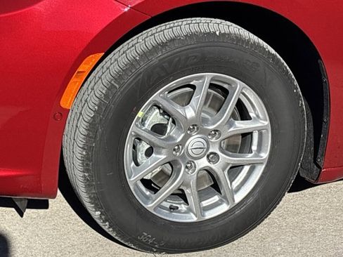 New 2026 Chrysler Pacifica Select image 13