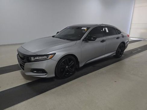 Used 2019 Honda Accord Sport image 1