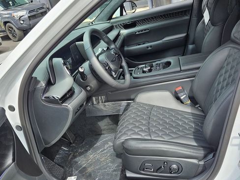 New 2026 Genesis G90 3.5T Prestige image 6