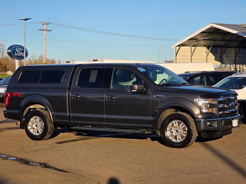 Used 2016 Ford F150 Lariat w/ Equipment Group 501A Mid image 3