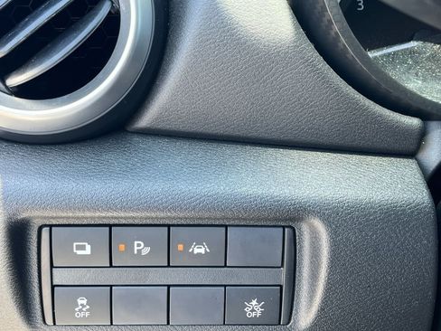 Used 2024 Nissan Versa S w/ Trunk Package FWD image 29