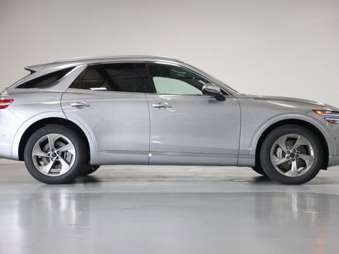 New 2026 Genesis GV70 2.5T Advanced AWD/4WD image 16