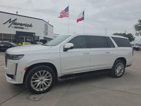 Used 2022 Cadillac Escalade ESV Premium Luxury w/ Performance Package AWD/4WD image 1