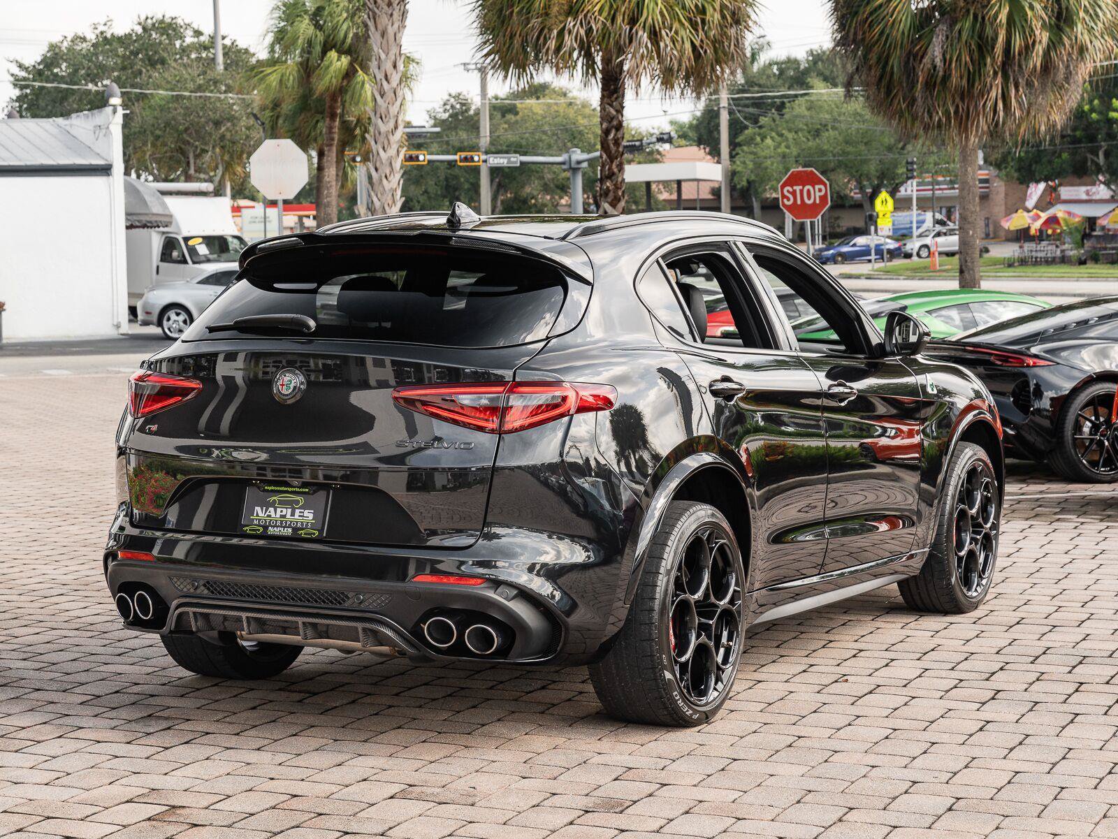 Used 2022 Alfa Romeo Stelvio Quadrifoglio w/ Active Assist Plus Package AWD/4WD image 41