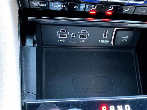 Used 2022 Jeep Grand Cherokee Limited 4xe w/ Luxury Tech Group II image 16