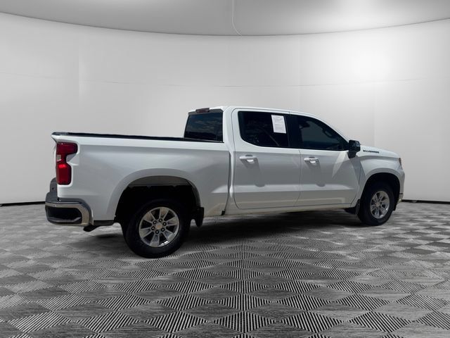 Used 2025 Chevrolet Silverado 1500 LT RWD image 5