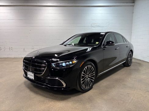 Used 2024 Mercedes-Benz S 580 4MATIC Sedan image 1