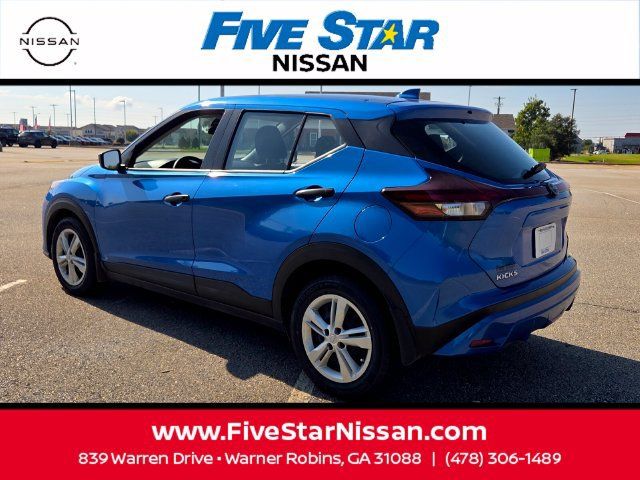 Used 2024 Nissan Kicks S FWD image 9