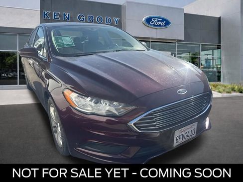 Used 2018 Ford Fusion SE w/ Fusion SE Technology Package image 1