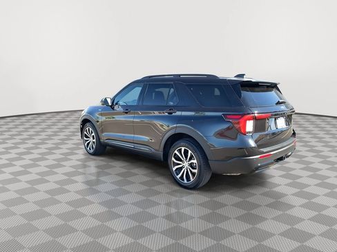 Used 2025 Ford Explorer ST-Line AWD/4WD image 5