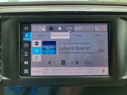 Used 2023 Chrysler Voyager LX FWD image 17
