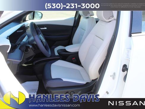 New 2026 Nissan Leaf Platinum+ w/ Cargo Package (Platinum+) image 13