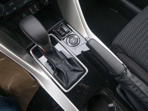 New 2026 Mitsubishi Eclipse Cross LE image 35