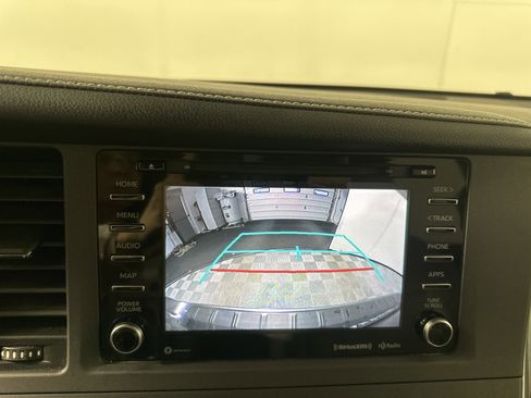 Used 2018 Toyota Sienna AWD image 20