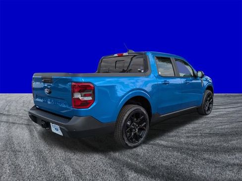 New 2026 Ford Maverick Lariat w/ Black Appearance Package image 4