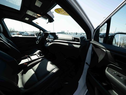 Used 2025 Honda Odyssey Sport-L image 26