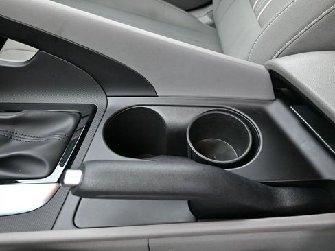 Certified 2024 Hyundai Elantra SEL FWD image 16