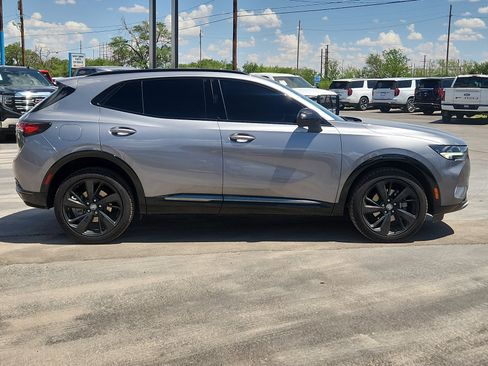 Used 2022 Buick Envision Essence w/ Sport Touring Package FWD image 5