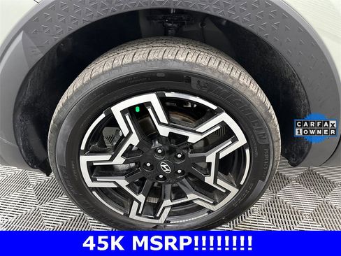 Used 2025 Hyundai Santa Cruz Limited image 13