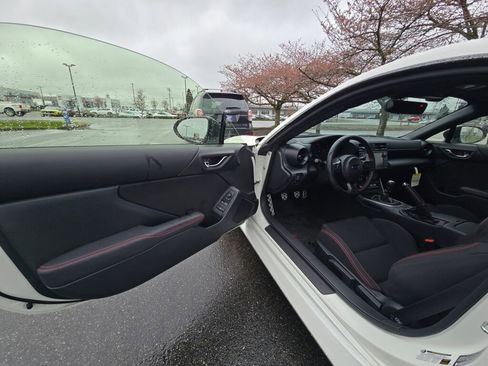 Used 2025 Subaru BRZ Premium image 12