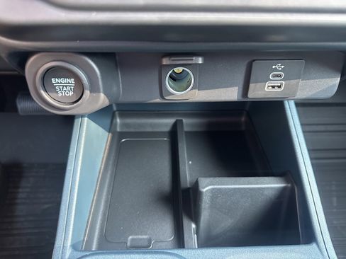 New 2025 Ford Maverick Lobo image 22