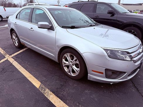 Used 2012 Ford Fusion SE image 5