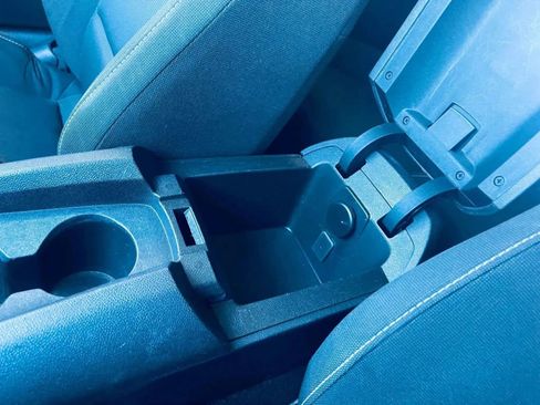 Used 2011 Chevrolet Camaro LT image 22