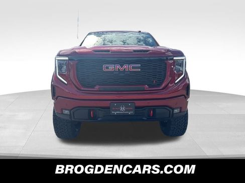 New 2024 GMC Sierra 1500 AT4 w/ Technology Package image 9