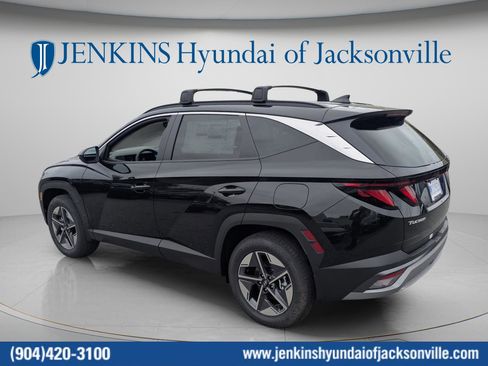 New 2026 Hyundai Tucson Limited w/ Tow & Go Package AWD/4WD image 5